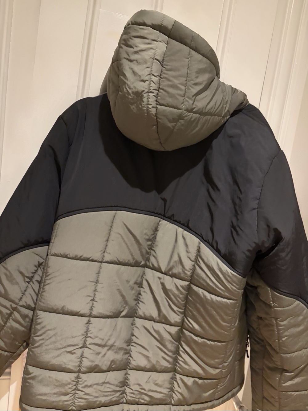Stussy - Very Hard to Find! Worn for 2 Hours! Quilted Puffer Jacket with Hood - Picture 8 of 9